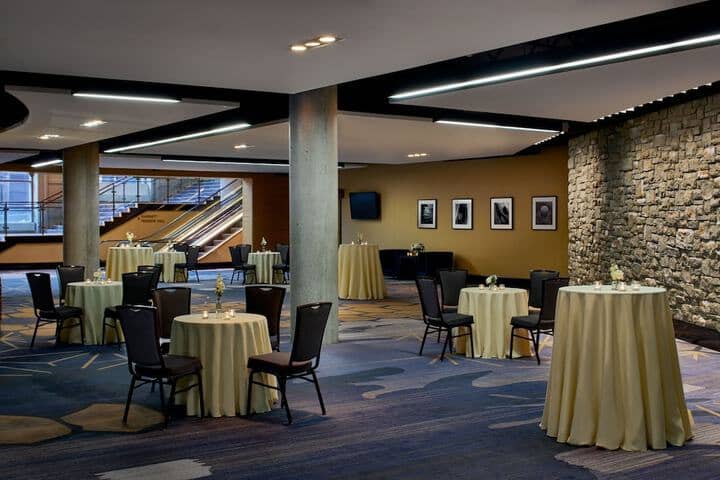 Ballroom/Hall 68 of 89