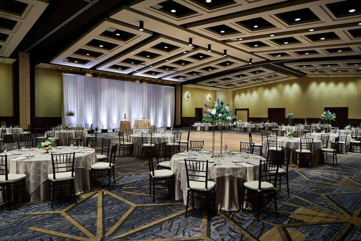 Ballroom/Hall 64 of 89
